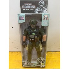 Muñeco Soldado Del Desierto Con Accesorios