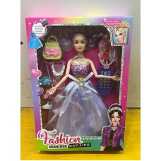 Muñeca Fashion con accesorios